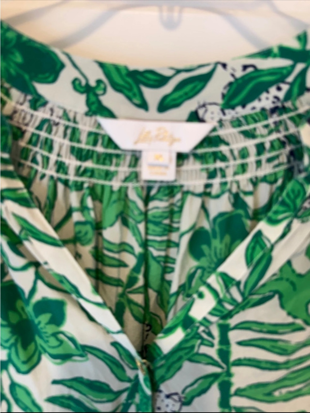 Like new, Lilly Pulitzer Blouse - Women Tops - Picture 4 of 6